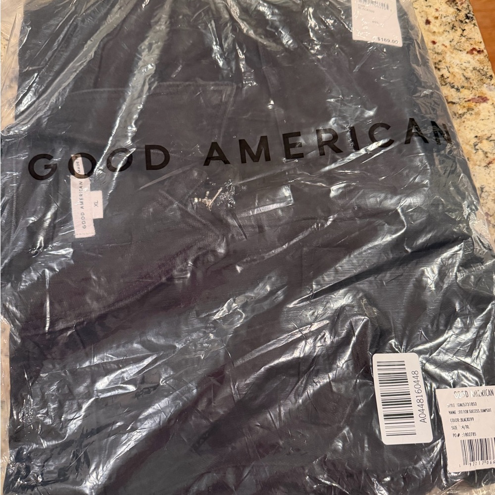 Good American Fit for Success Women's Denim Jumpsuit - Picture 6 of 7